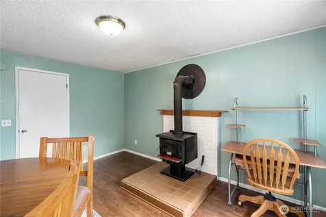 25 Whalebone Way Aberdeen WA 98520