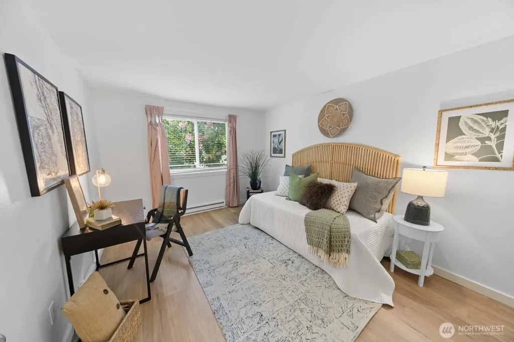 12636 100th Lane NE Kirkland WA 98034