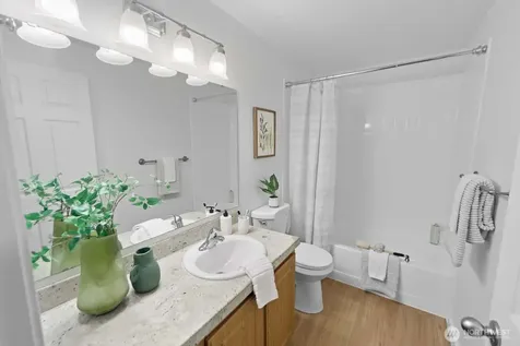 12636 100th Lane NE Kirkland WA 98034