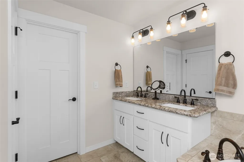 17813 77th Street E Bonney Lake WA 98391