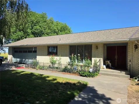 20535 Road 6 SE Warden WA 98857