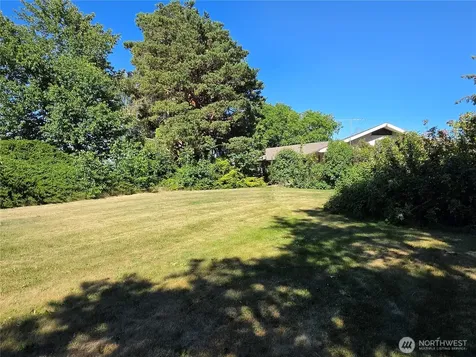 20535 Road 6 SE Warden WA 98857