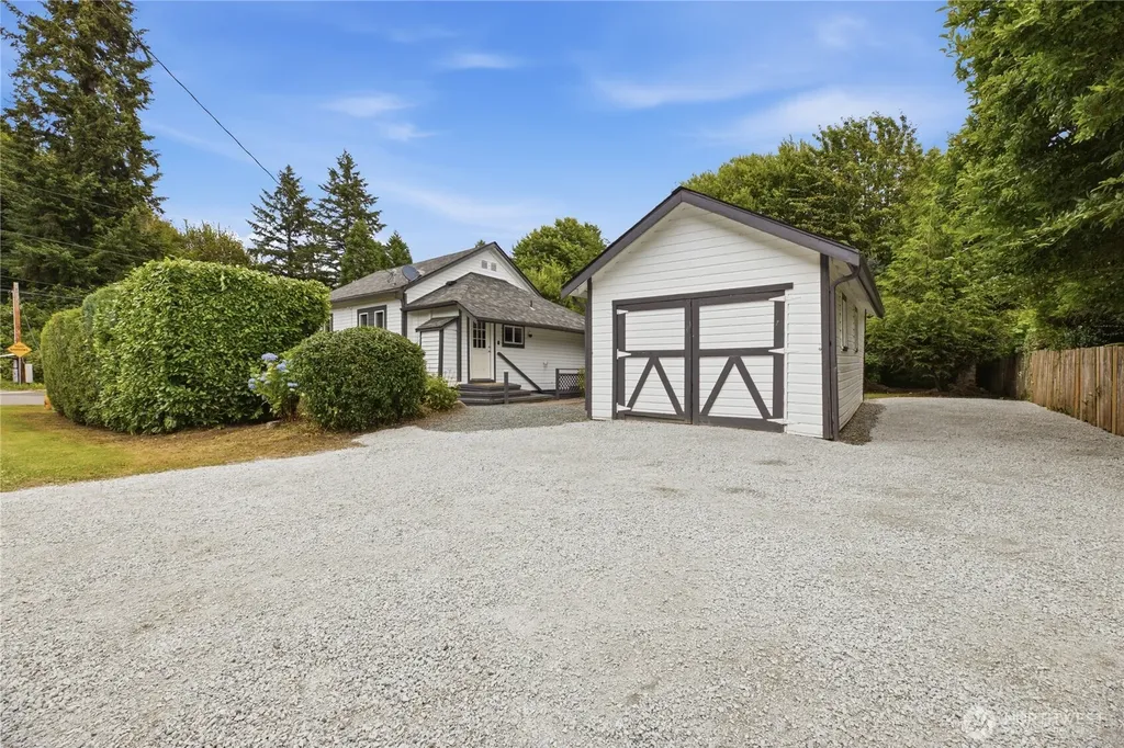 45940 Albert Street Concrete WA 98237