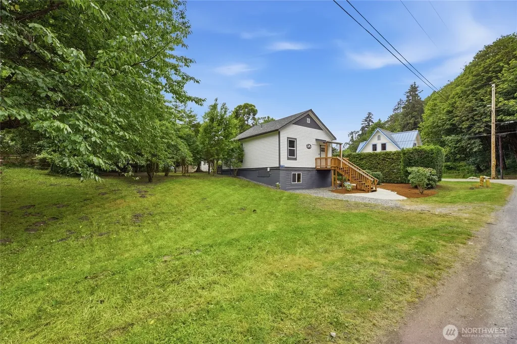 45940 Albert Street Concrete WA 98237