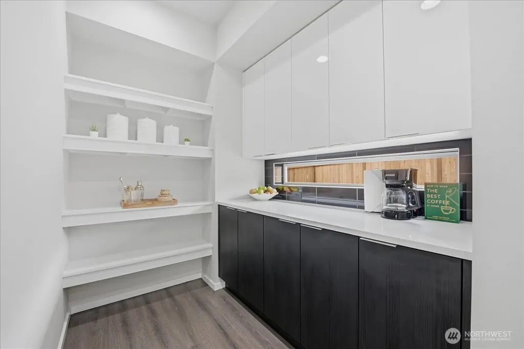 16005 57th Avenue W Edmonds WA 98026