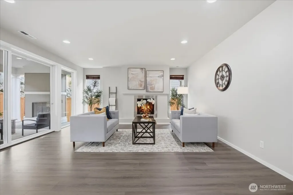 16005 57th Avenue W Edmonds WA 98026