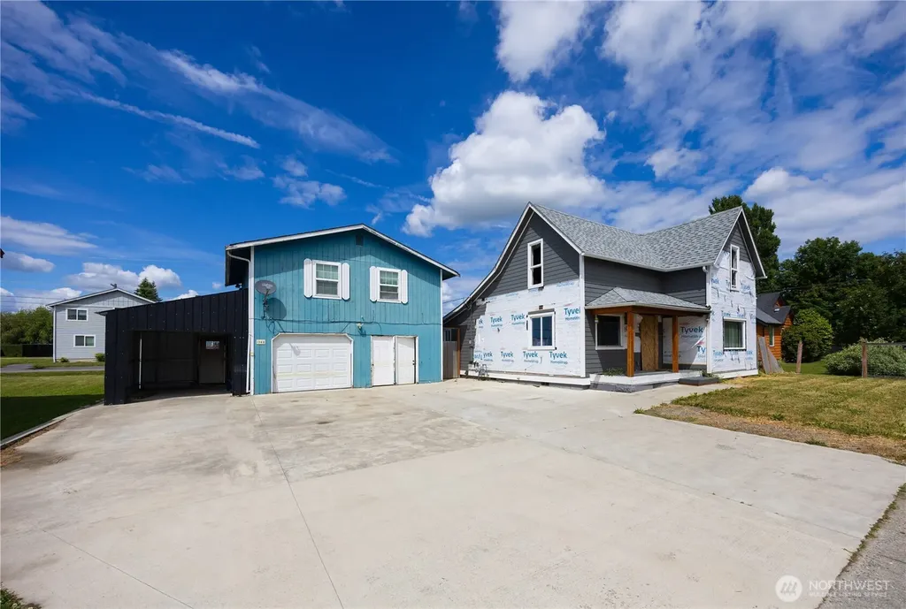 136 First Street Sumas WA 98295