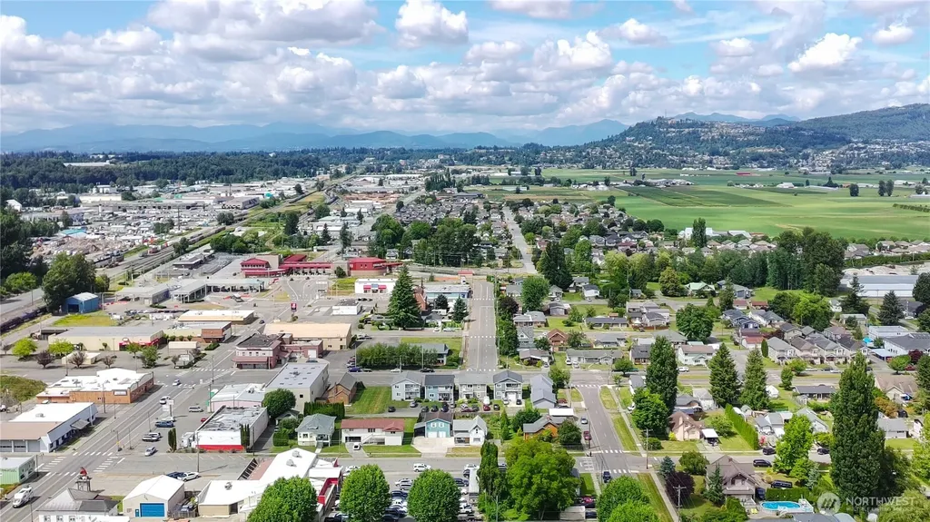 136 First Street Sumas WA 98295