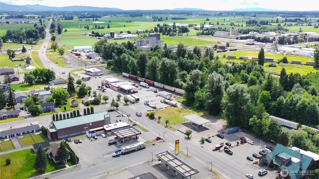 136 First Street Sumas WA 98295