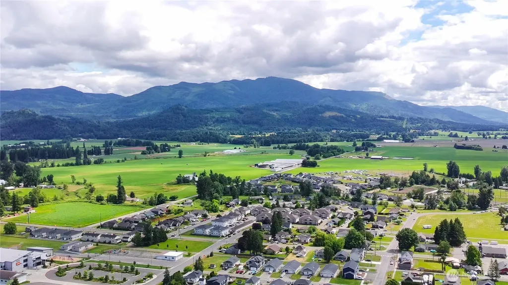 136 First Street Sumas WA 98295