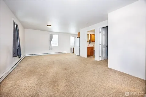 136 First Street Sumas WA 98295