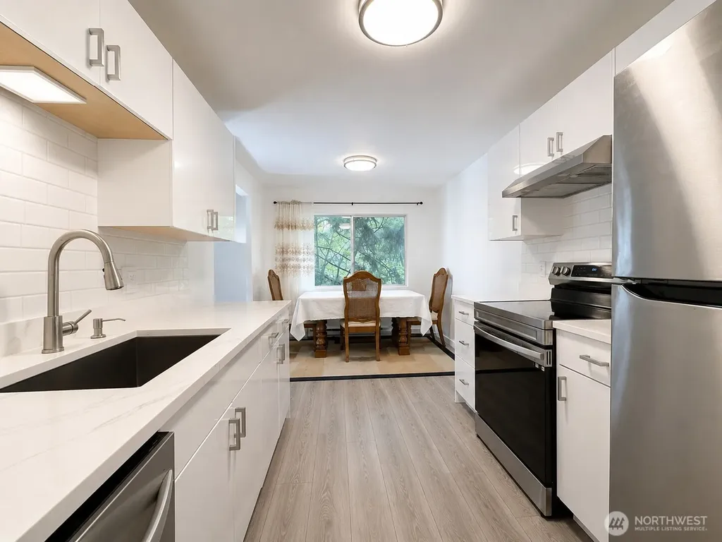 17109 NE 45th Street Redmond WA 98052