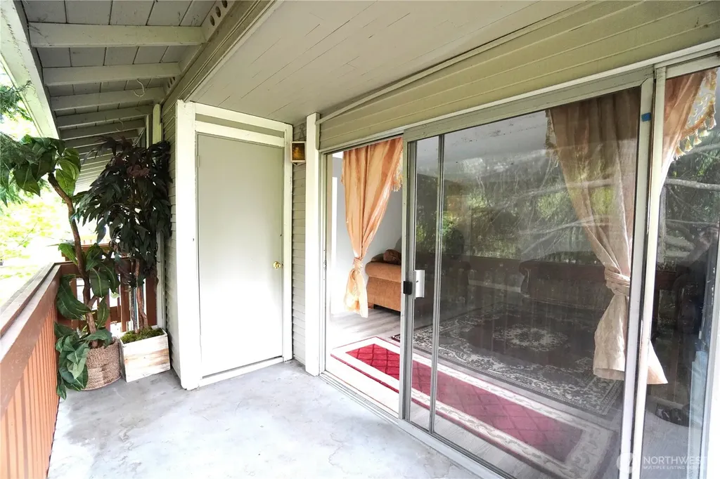 17109 NE 45th Street Redmond WA 98052