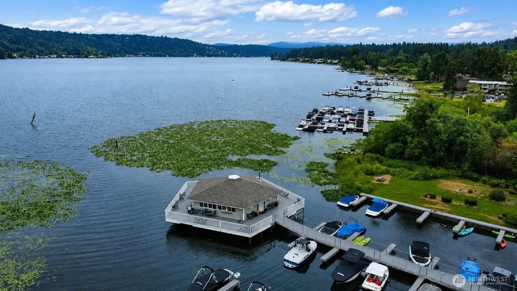 17109 NE 45th Street Redmond WA 98052