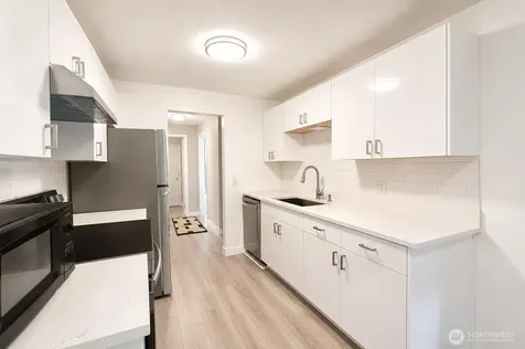 17109 NE 45th Street Redmond WA 98052
