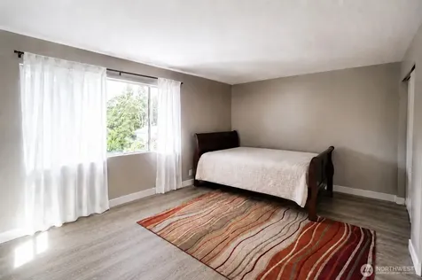 17109 NE 45th Street Redmond WA 98052