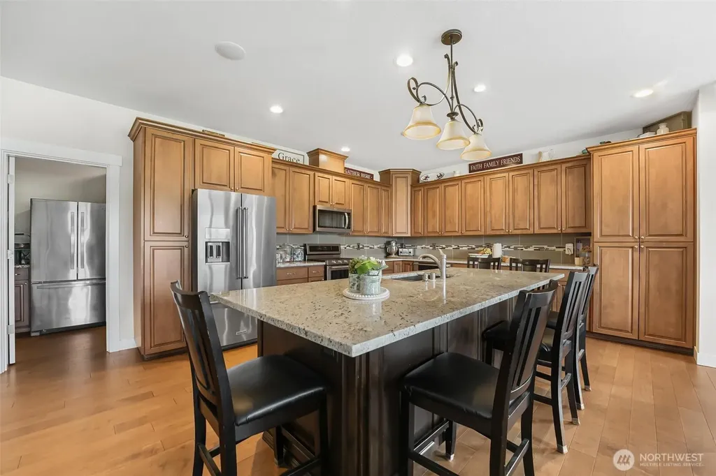 618 Ell Road Camano Island WA 98282