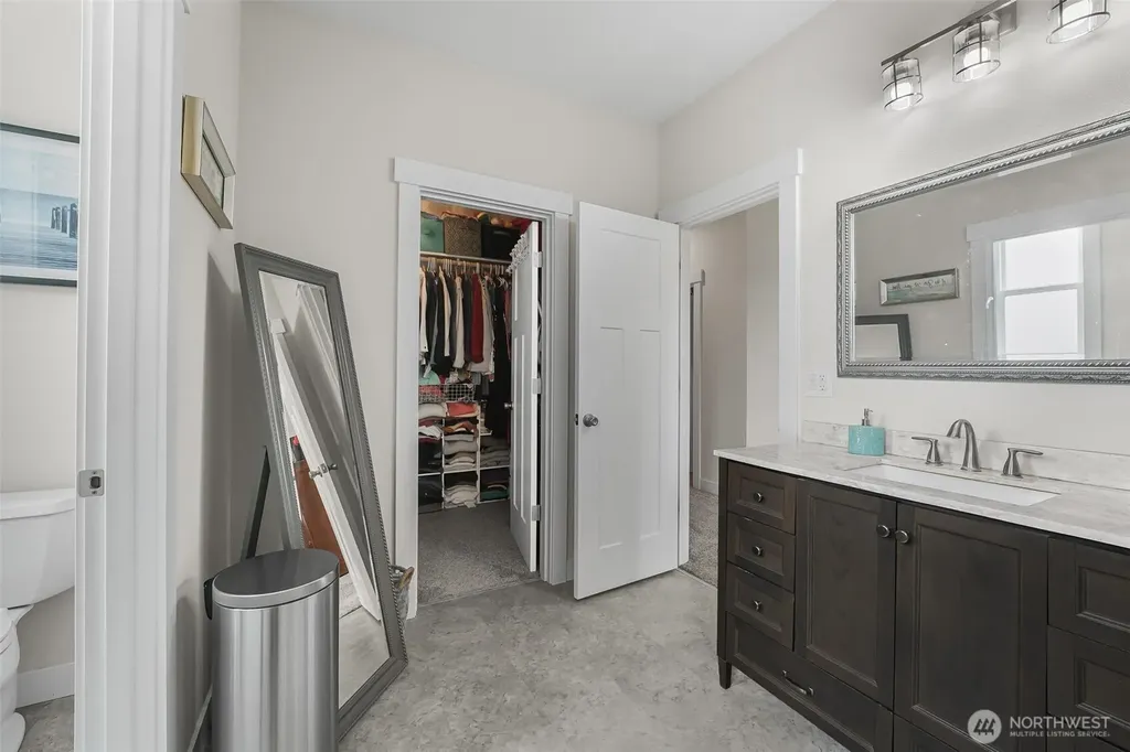 618 Ell Road Camano Island WA 98282