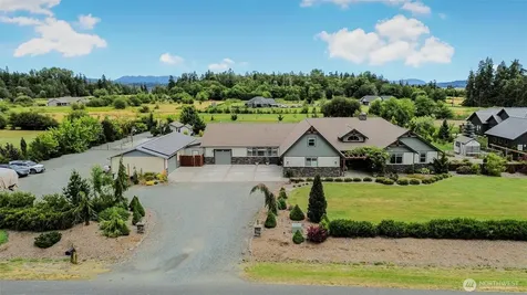 618 Ell Road Camano Island WA 98282