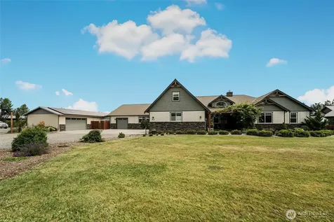 618 Ell Road Camano Island WA 98282