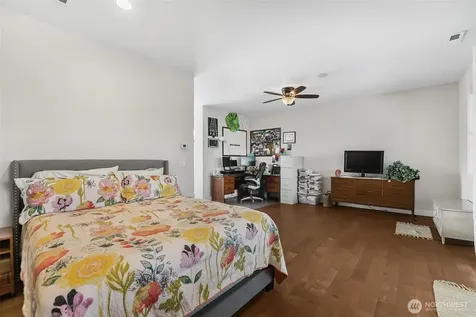 618 Ell Road Camano Island WA 98282