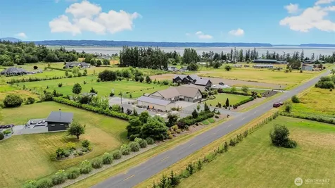 618 Ell Road Camano Island WA 98282