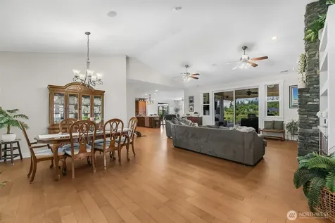 618 Ell Road Camano Island WA 98282