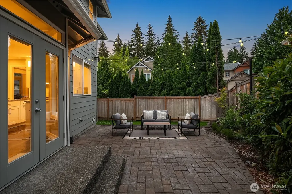2205 239th Place NE Sammamish WA 98074