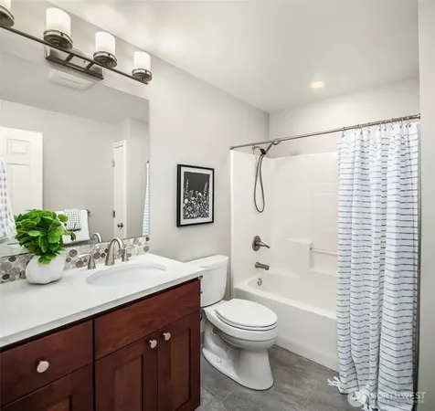 2205 239th Place NE Sammamish WA 98074