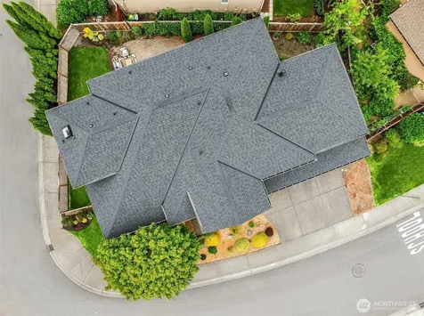 2205 239th Place NE Sammamish WA 98074