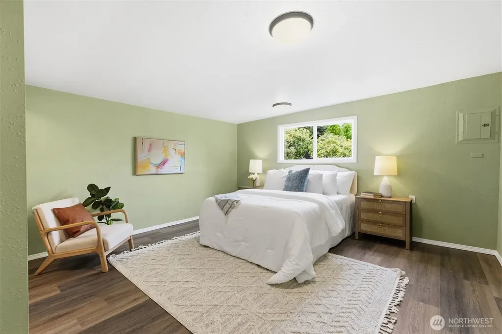 6426 NE Barrett Drive Poulsbo WA 98370