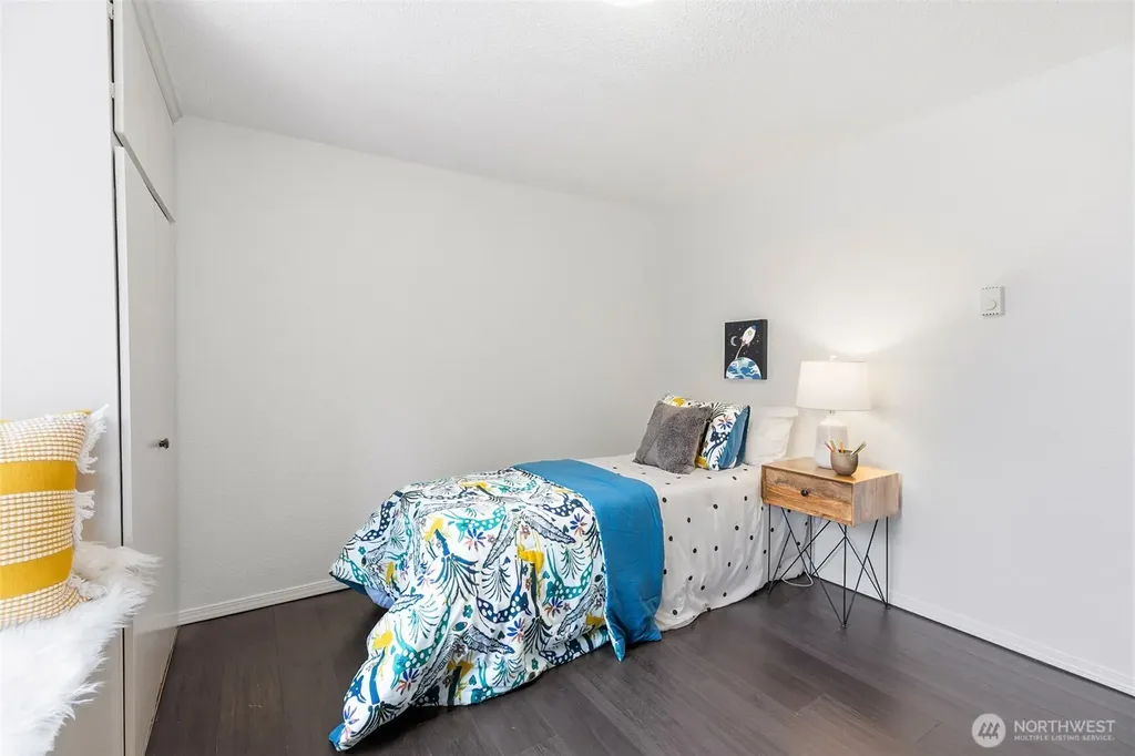 6426 NE Barrett Drive Poulsbo WA 98370