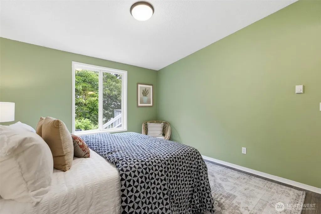 6426 NE Barrett Drive Poulsbo WA 98370