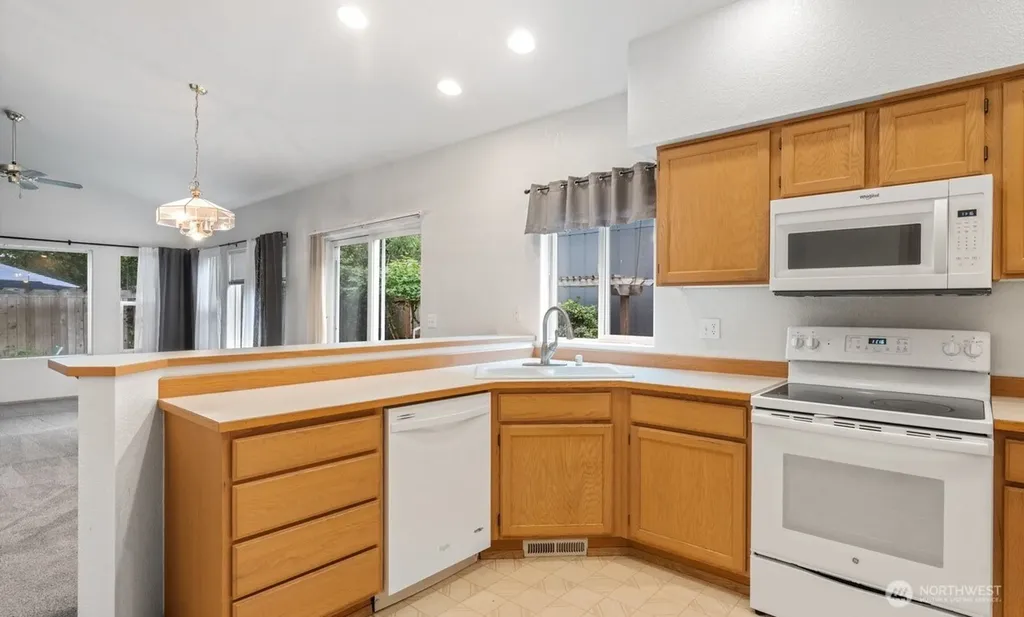 4530 Seville Drive SE Lacey WA 98503