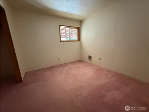 3845 Boston Harbor Road NE Olympia WA 98506