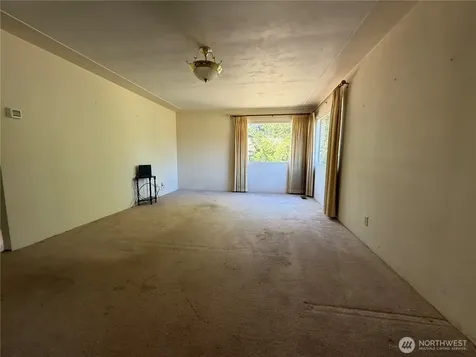 3845 Boston Harbor Road NE Olympia WA 98506