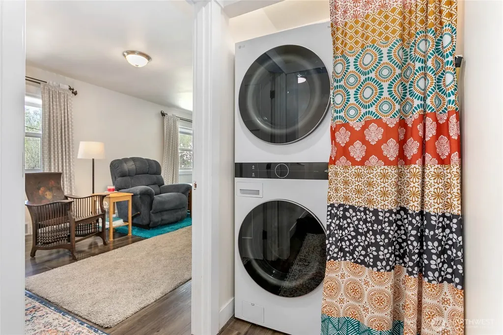 997 W Larson Road Bellingham WA 98226
