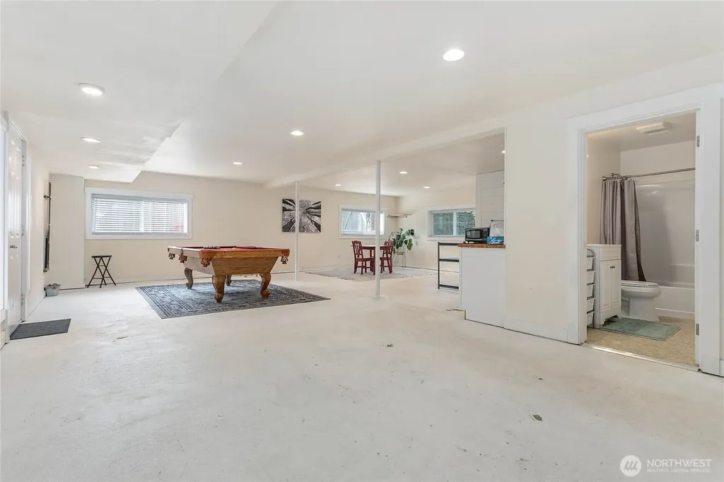 997 W Larson Road Bellingham WA 98226