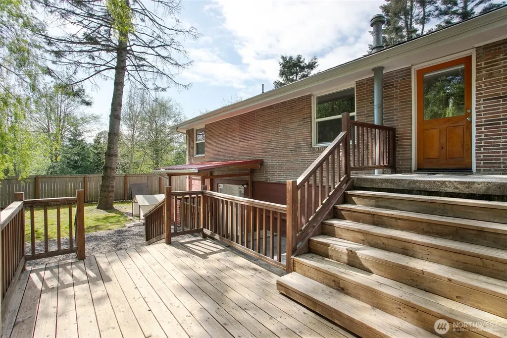 997 W Larson Road Bellingham WA 98226