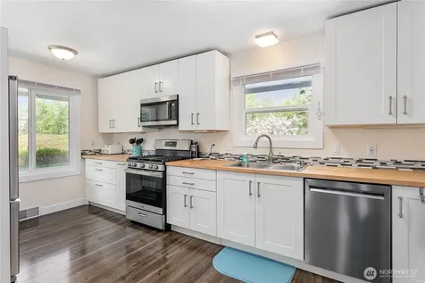 997 W Larson Road Bellingham WA 98226