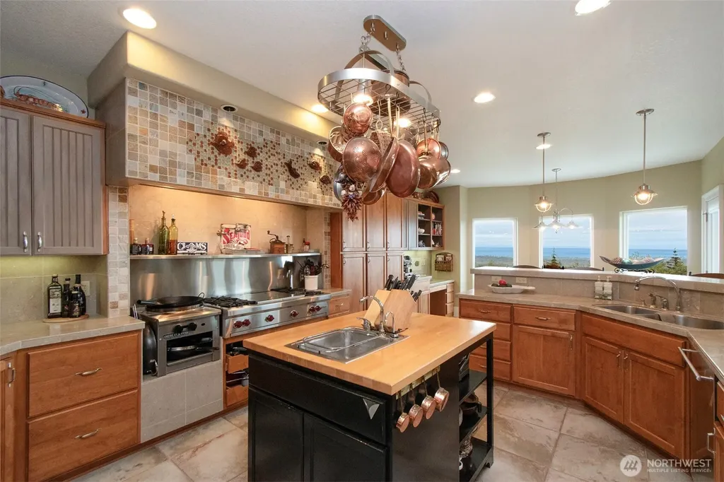 364 Maletti Hill Road Port Angeles WA 98362