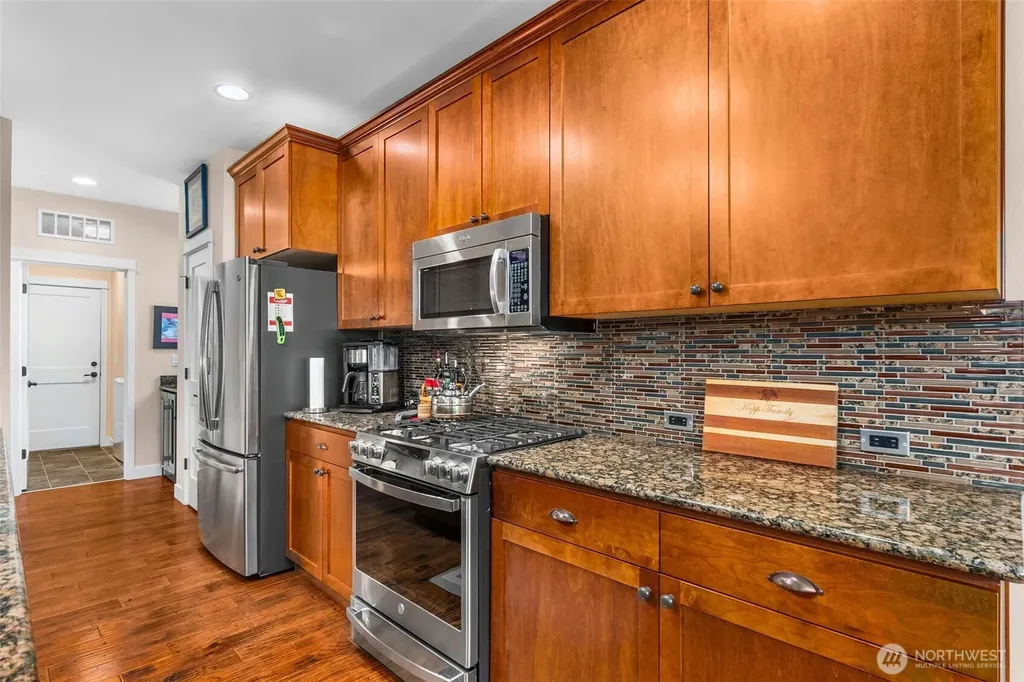 8227 Orcas Loop NE Lacey WA 98516
