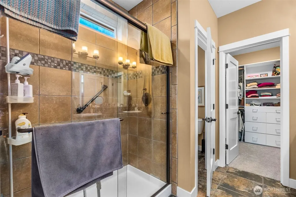 8227 Orcas Loop NE Lacey WA 98516