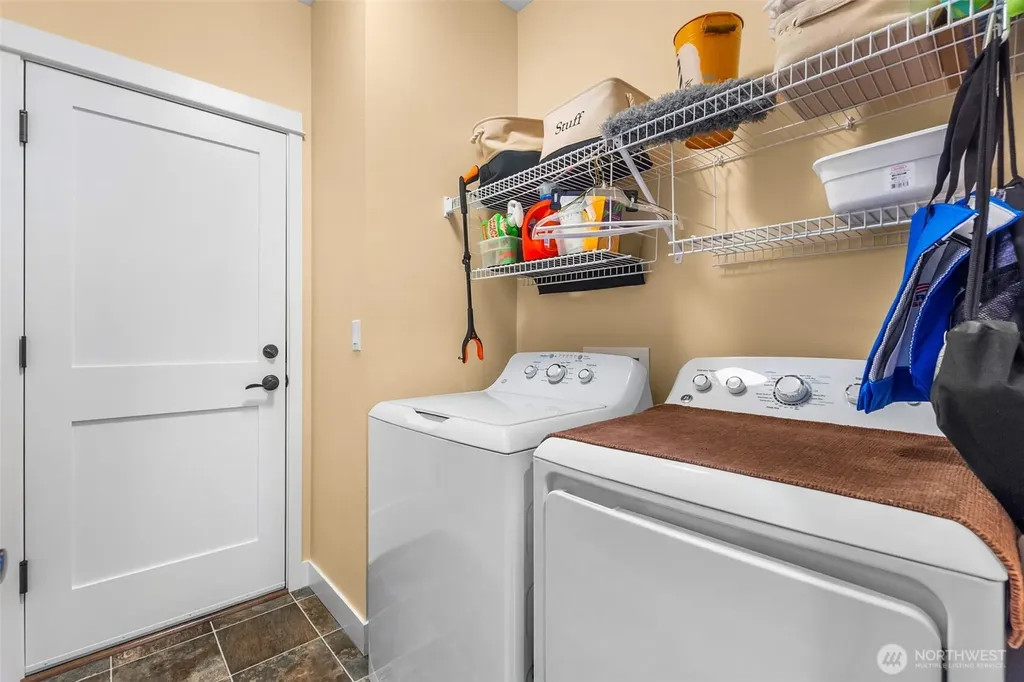 8227 Orcas Loop NE Lacey WA 98516