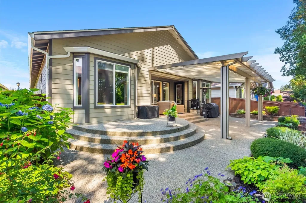 8227 Orcas Loop NE Lacey WA 98516