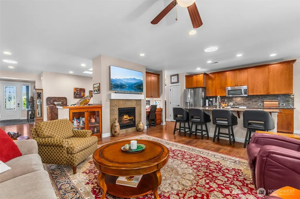 8227 Orcas Loop NE Lacey WA 98516