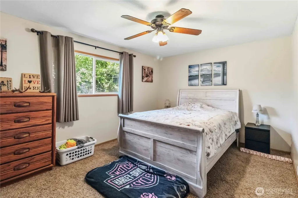 109 Alpha Drive Longview WA 98632