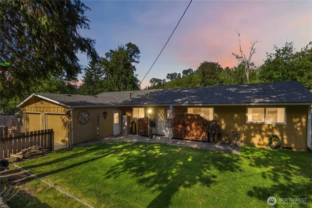 109 Alpha Drive Longview WA 98632