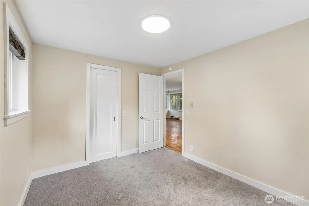 627 SW 106th Street Seattle WA 98146