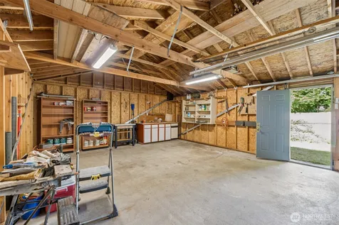 627 SW 106th Street Seattle WA 98146